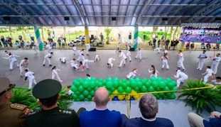 Desfile Cívico de 7 de Setembro reúne cerca de 10 mil pessoas