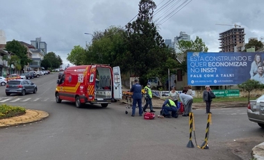 Mulher é atropelada no Centro